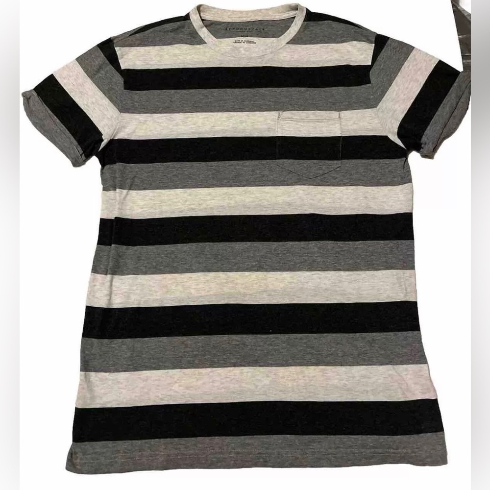 Aeropostale Men’s Medium Short Sleeve Blue White and Black Striped Crew Neck Tee